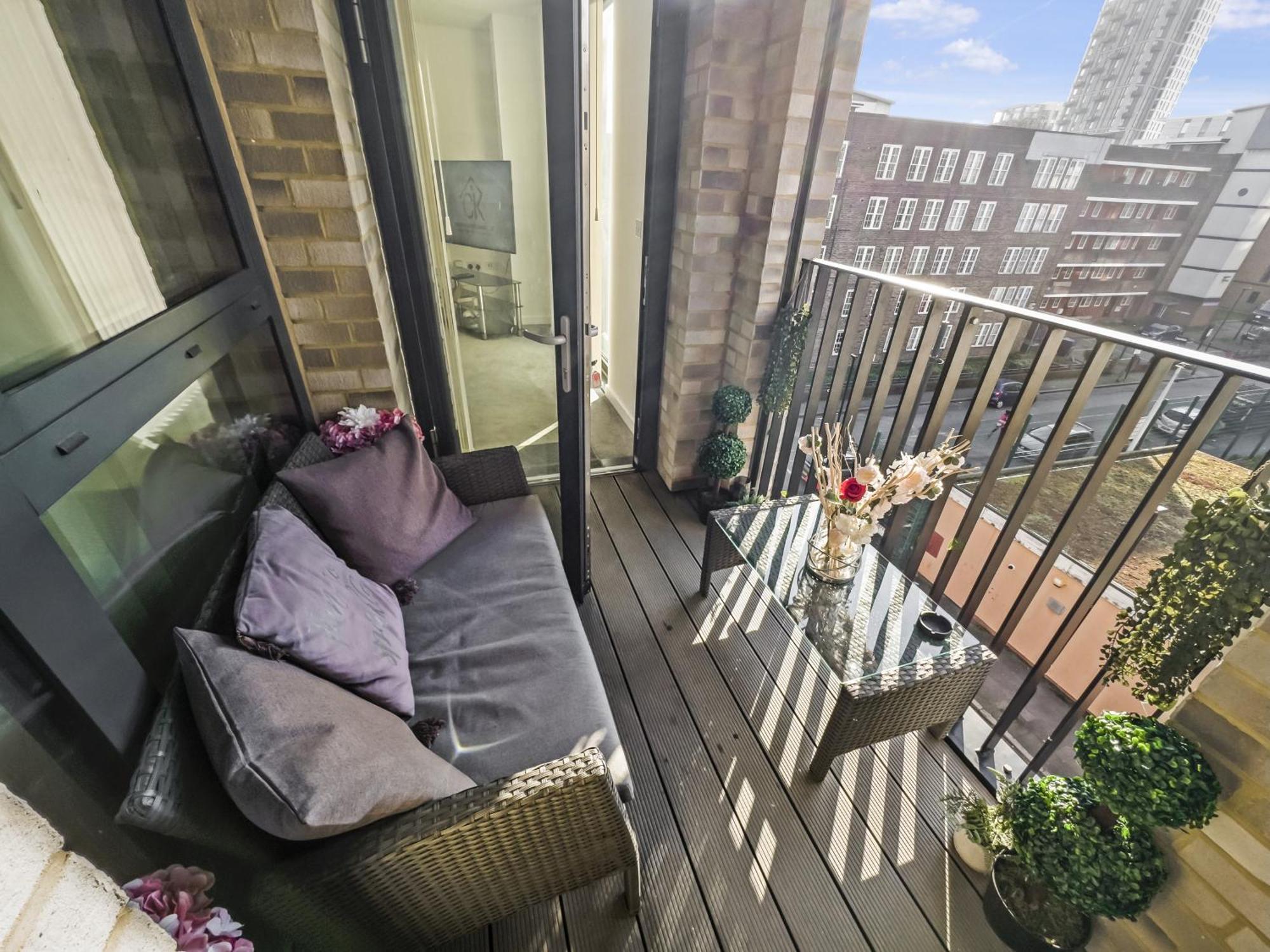 Greenwich Apartment With A River View & Balcony Near The 02 Arena & North Greenwich With Free Wifi & Fast Links Into Central Лондон Екстер'єр фото