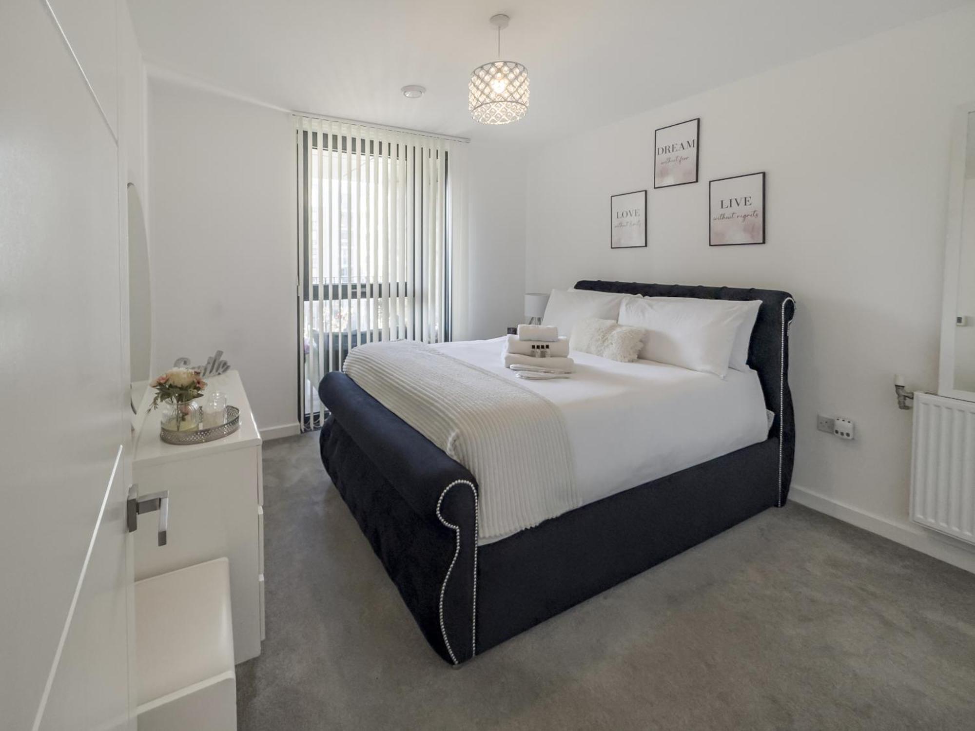 Greenwich Apartment With A River View & Balcony Near The 02 Arena & North Greenwich With Free Wifi & Fast Links Into Central Лондон Екстер'єр фото